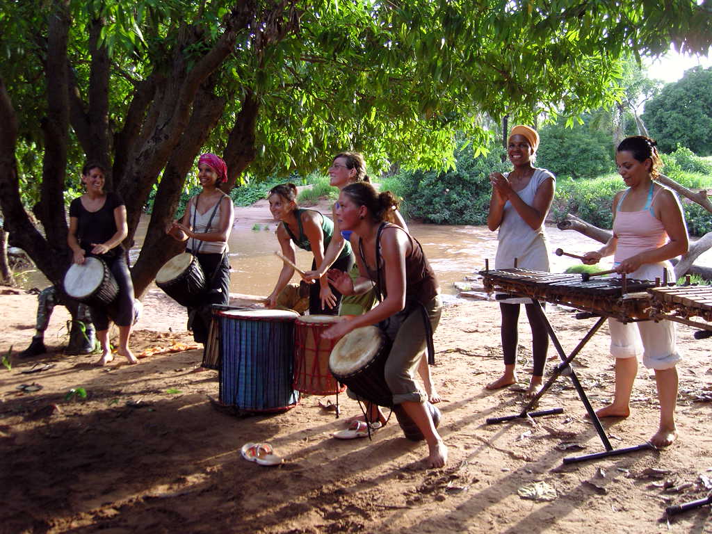 Cours quotidien avec les artistes burkinabés